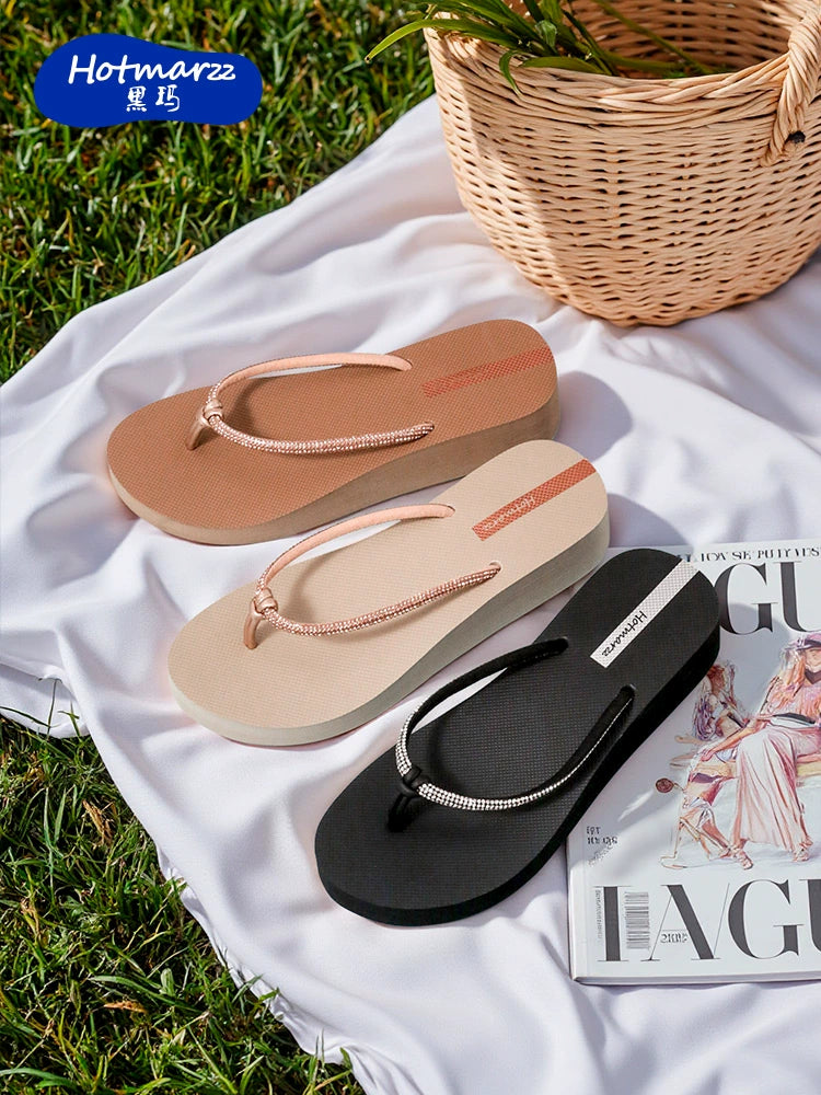Hotmarzz Wear-resistant Beach Thick-soled Flip-flops