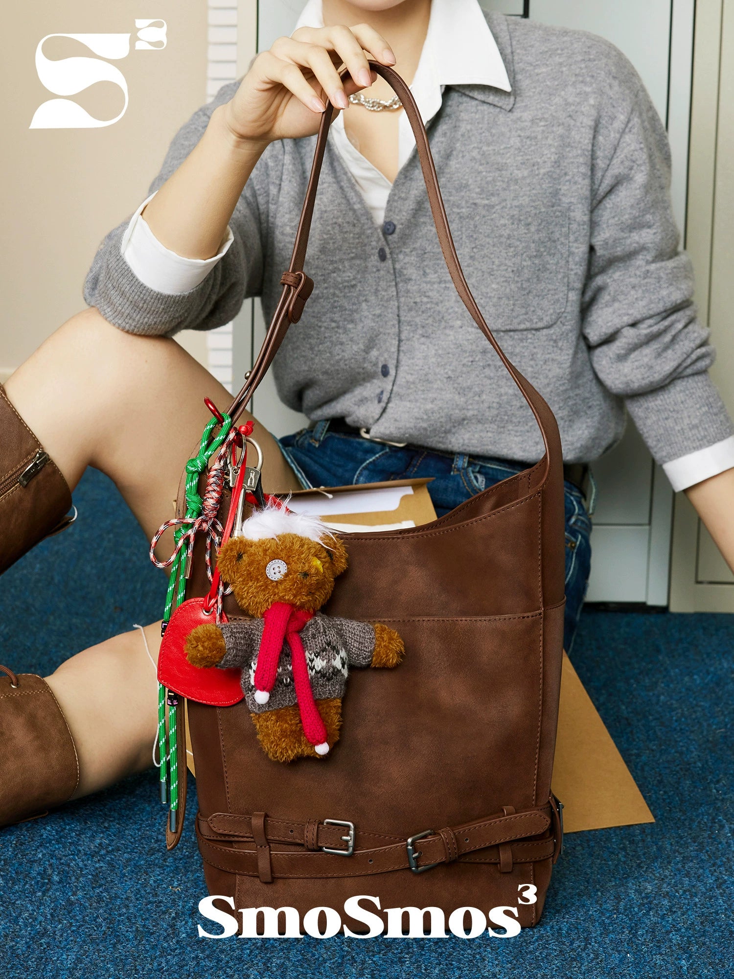 SmoSmos Retro Large Capacity Cowhide Shoulder Niche Bucket Bag