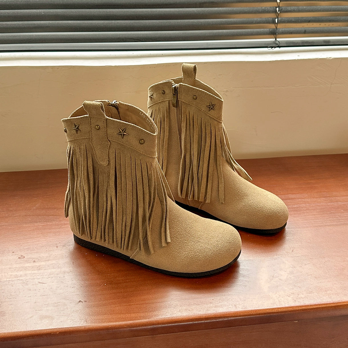 Lidaren Produced Leather Fringed Western Cowboy Boots