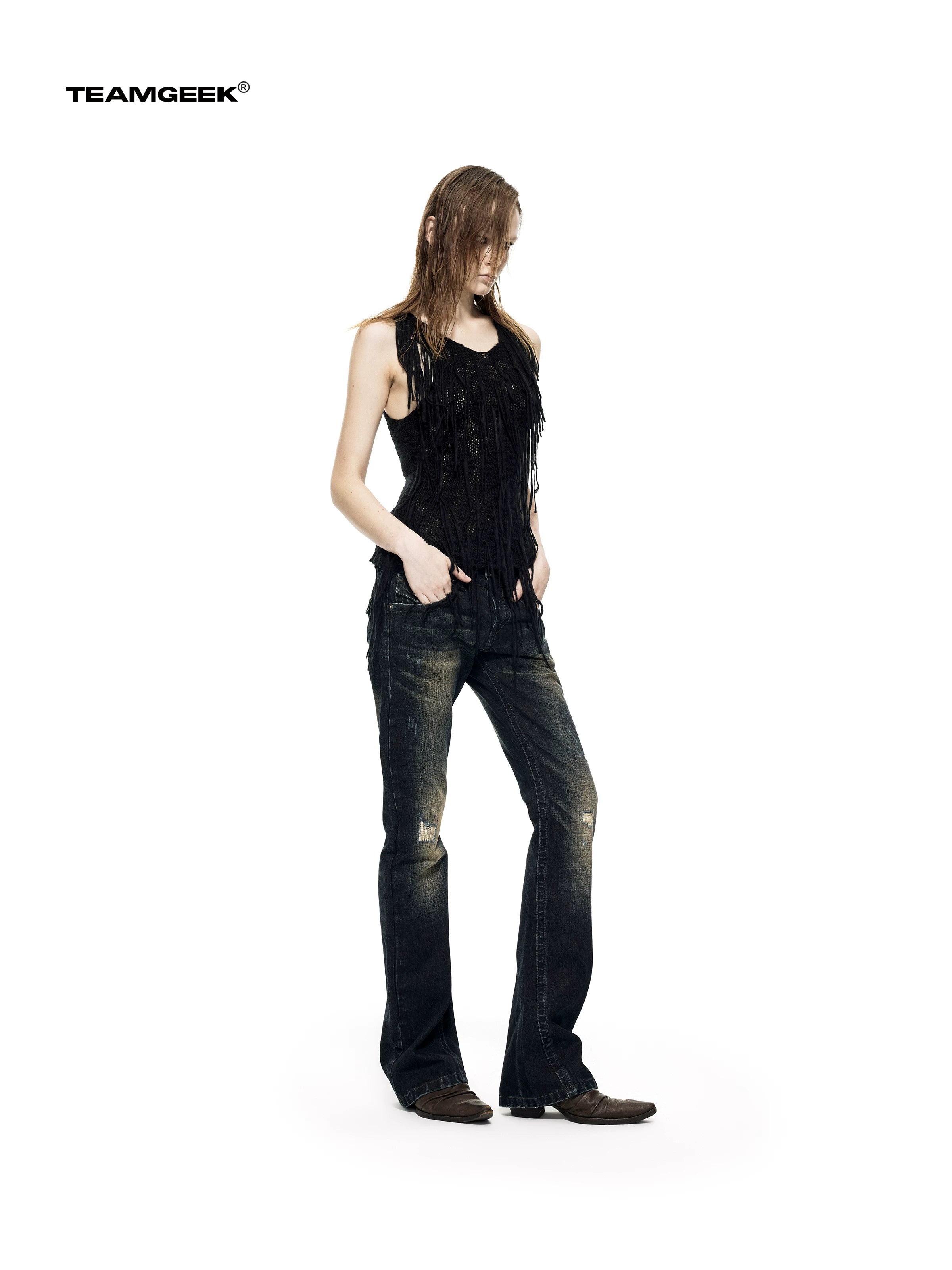 TEAMGEEK Vintage Low-rise Slim-fit Straight Jeans