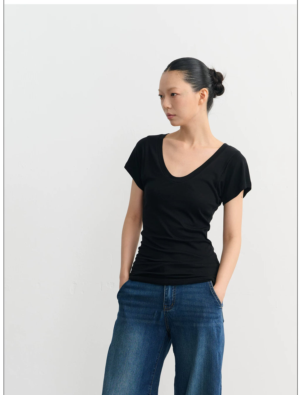 LINY LIBERTY Lazy Wind U Neck Slim Tee