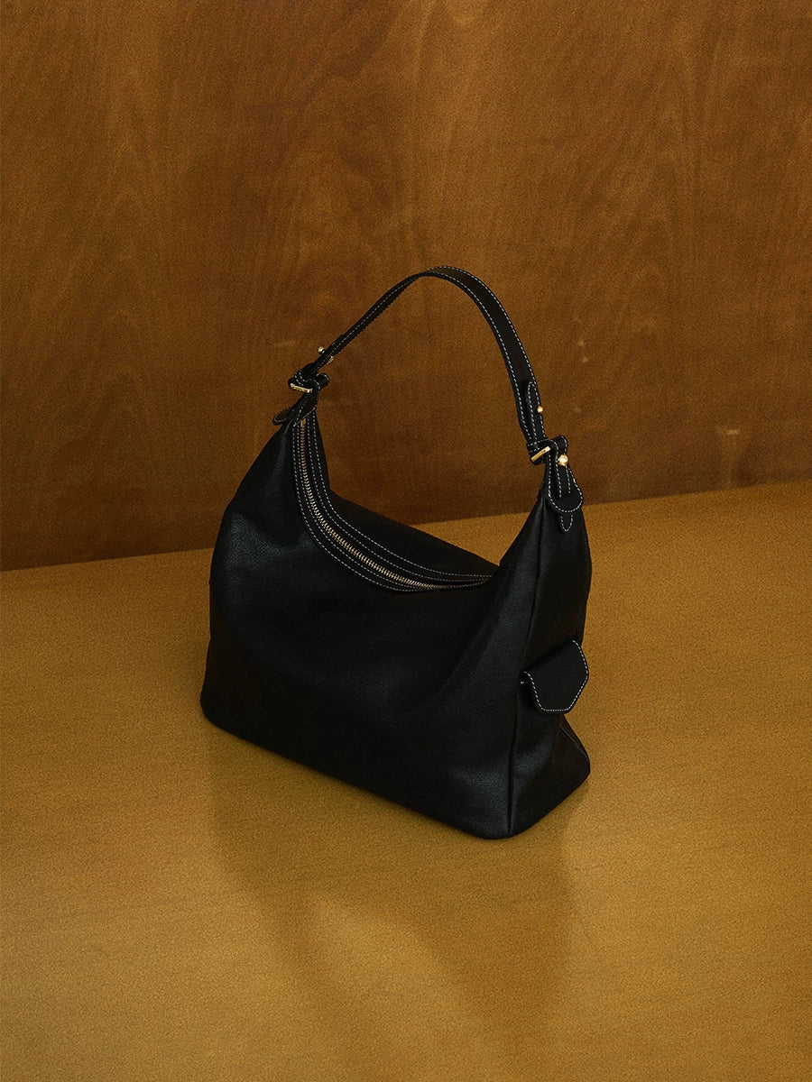 AVALEA Vintage Leather Shoulder Bag