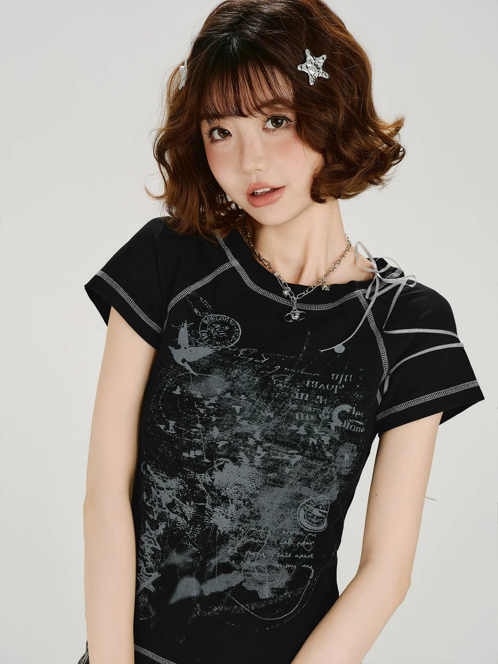 Girlyhalo Vintage Strappy Slim Fit Tee