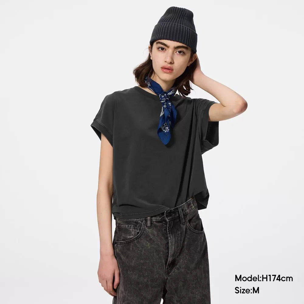 GU Retro Feeling Loose and Simple Tee