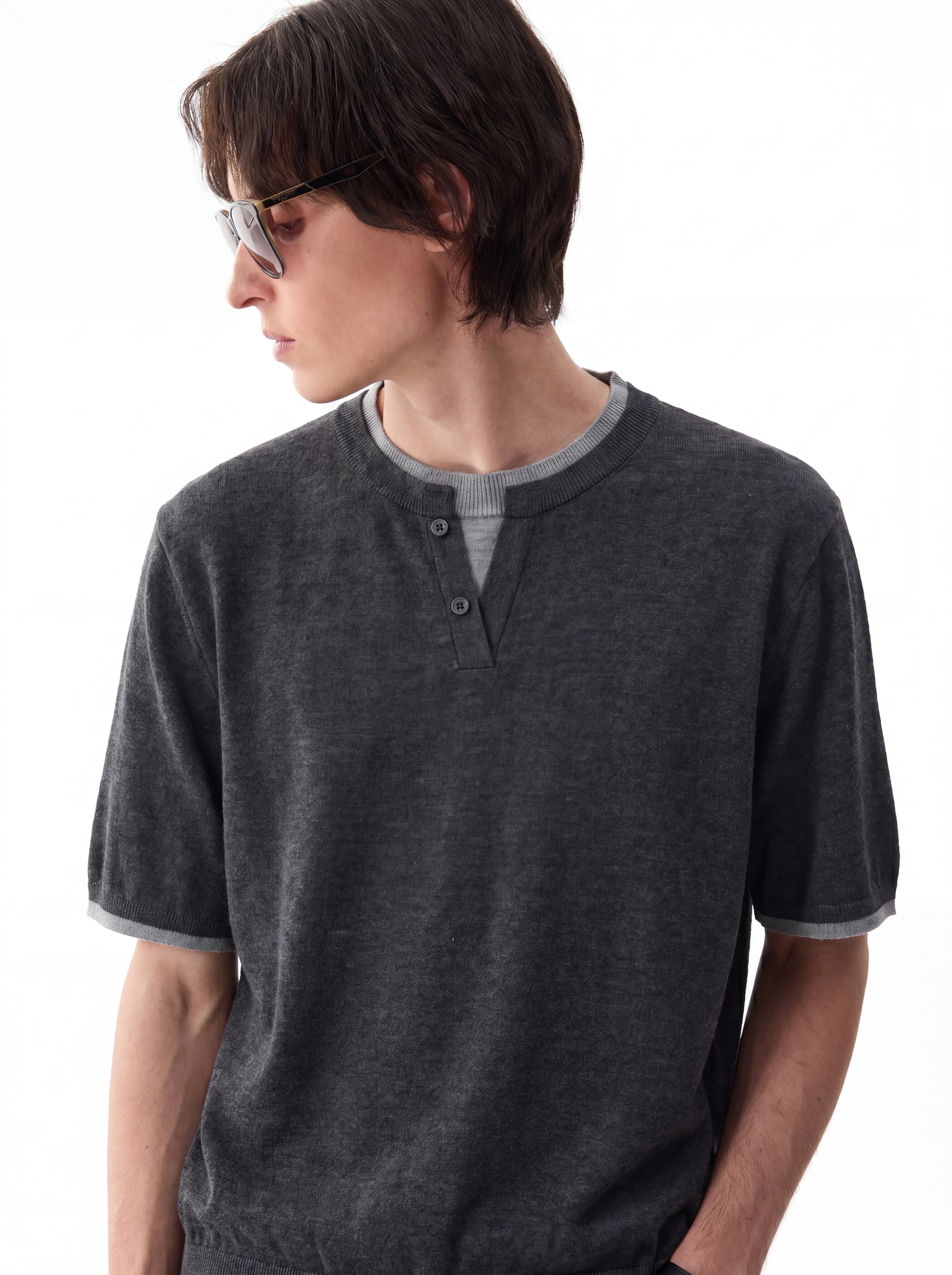 TERRAINCOGNITA V-neck Fake Two-piece Knitted Tee