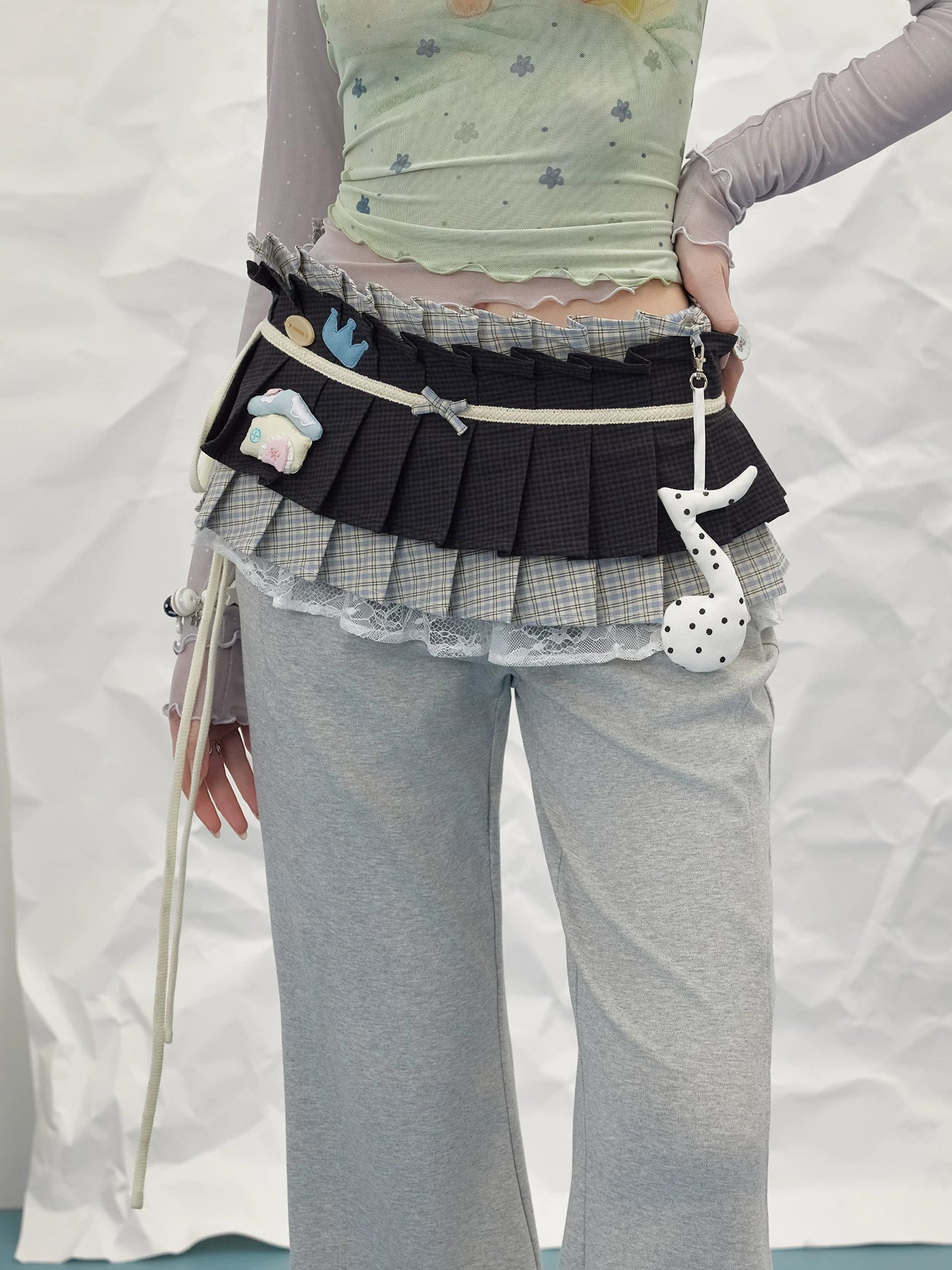 UNIFREE Plaid Splicing Contrasting Color Hem Fart Curtain Skirt