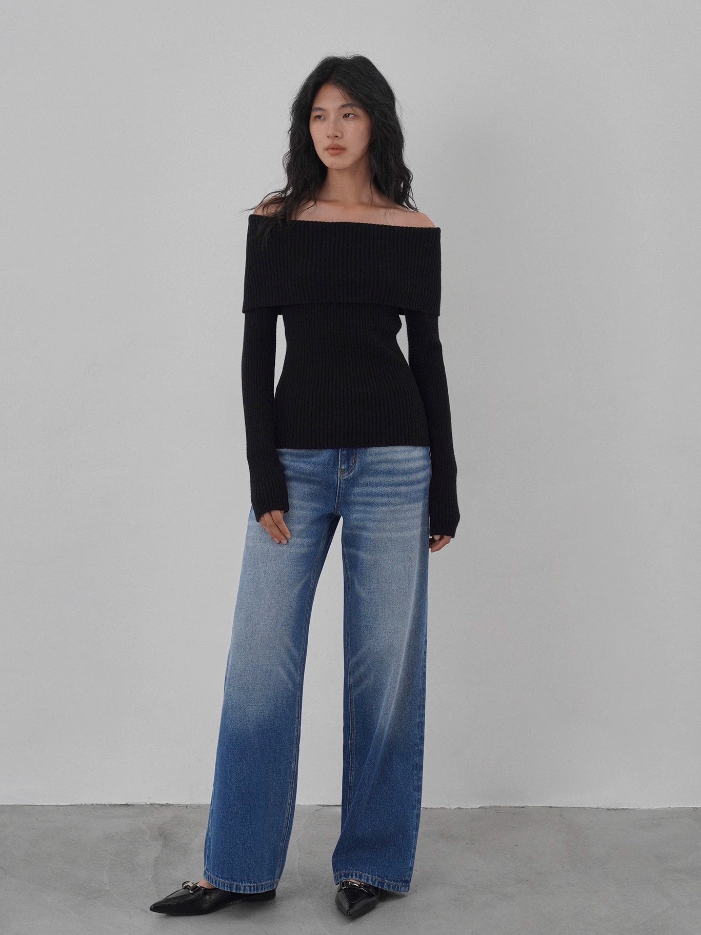 EIGHTHMONTH One-word Shoulder Slim-fit Knitted Sweater