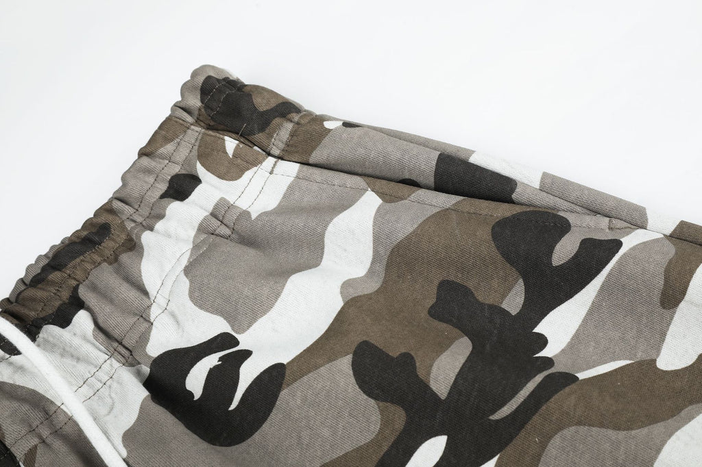 11KN Retro Camouflage Straight Wide-leg Pants