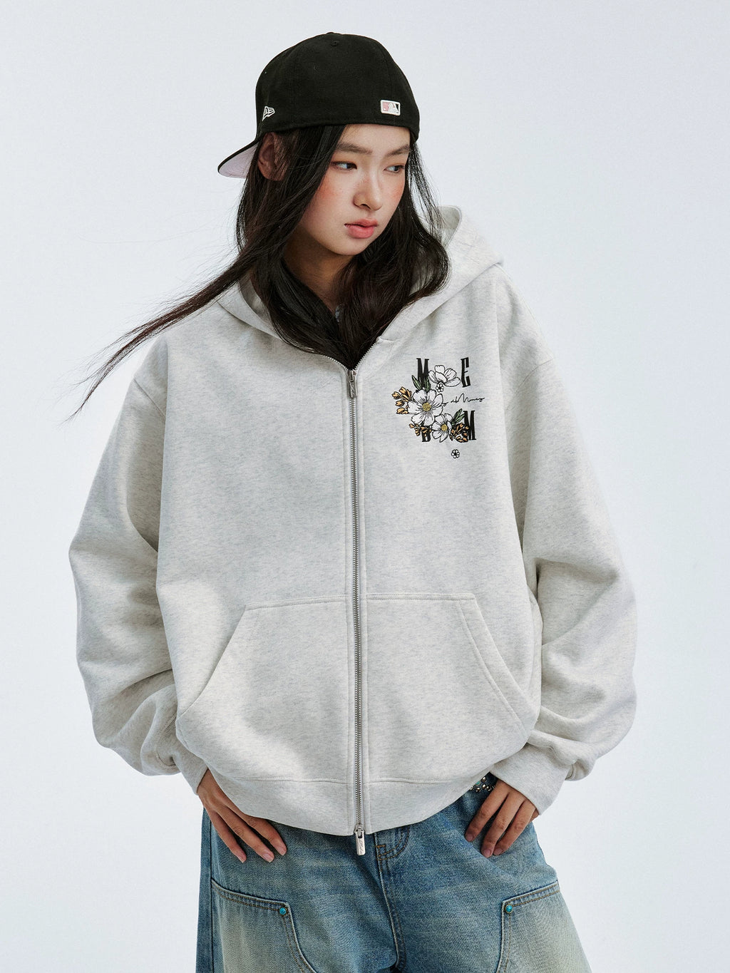 MEDM Flower Letter Embroidered Casual Zip Sweater
