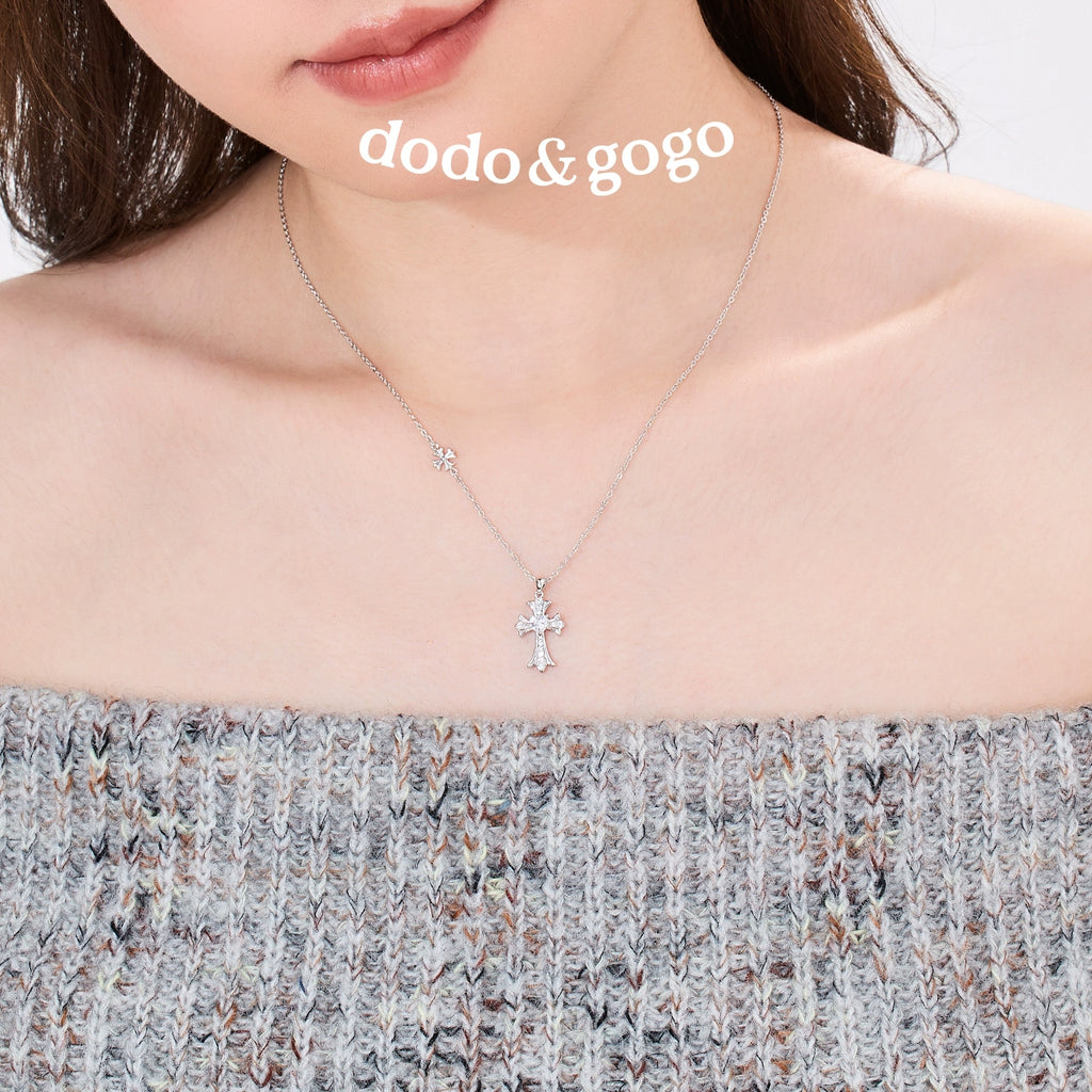 DODOGOGO Cross Simple Necklace