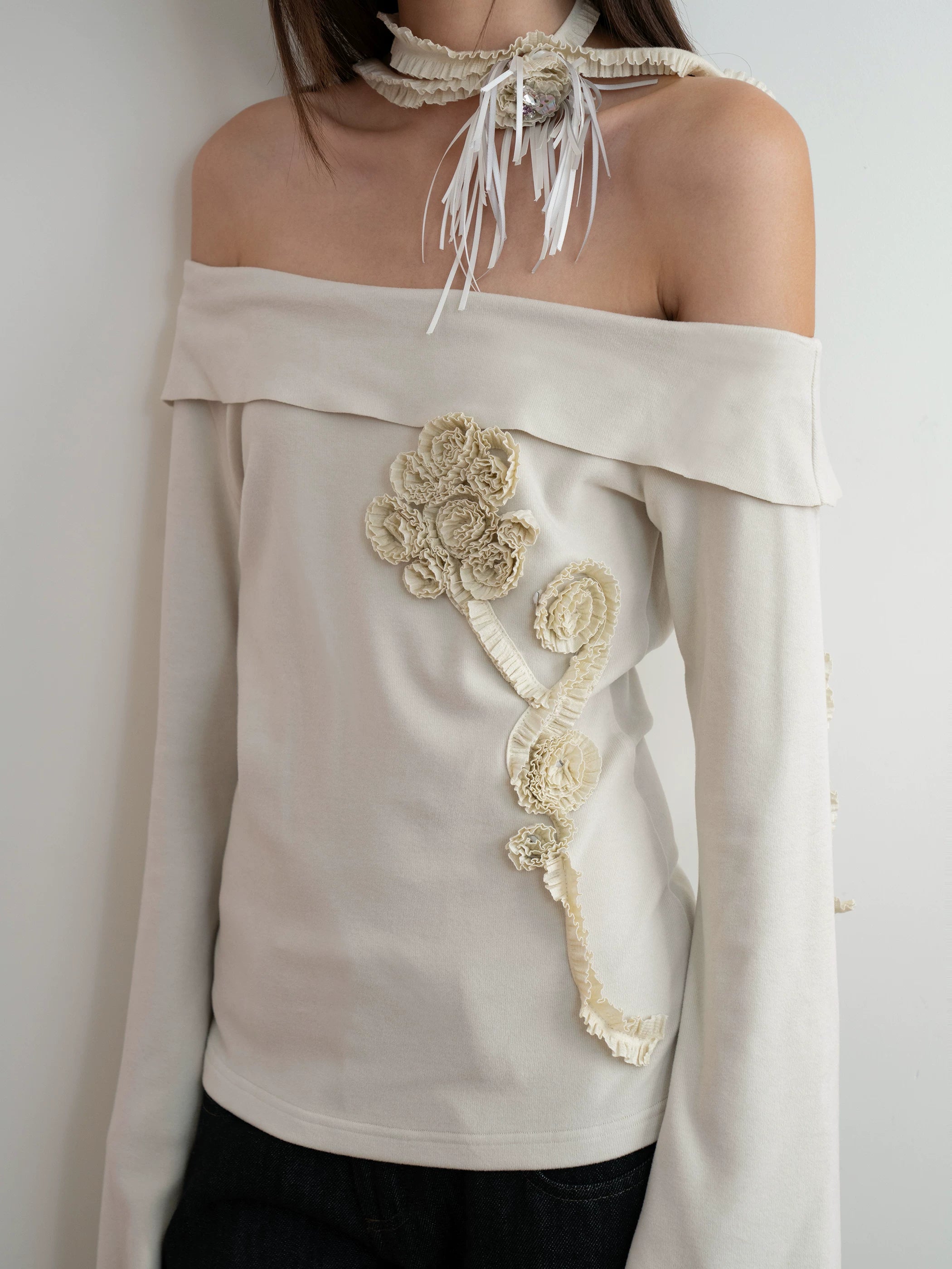 THELIGHT Casual One-word Collar Slanted Shoulder Long Sleeves