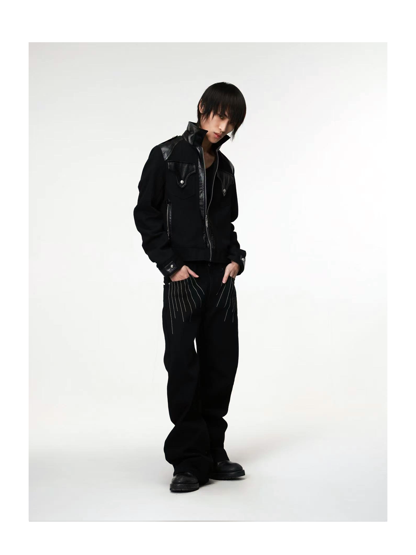 DETW Three-dimensional Line Embroidered Stacked Jeans