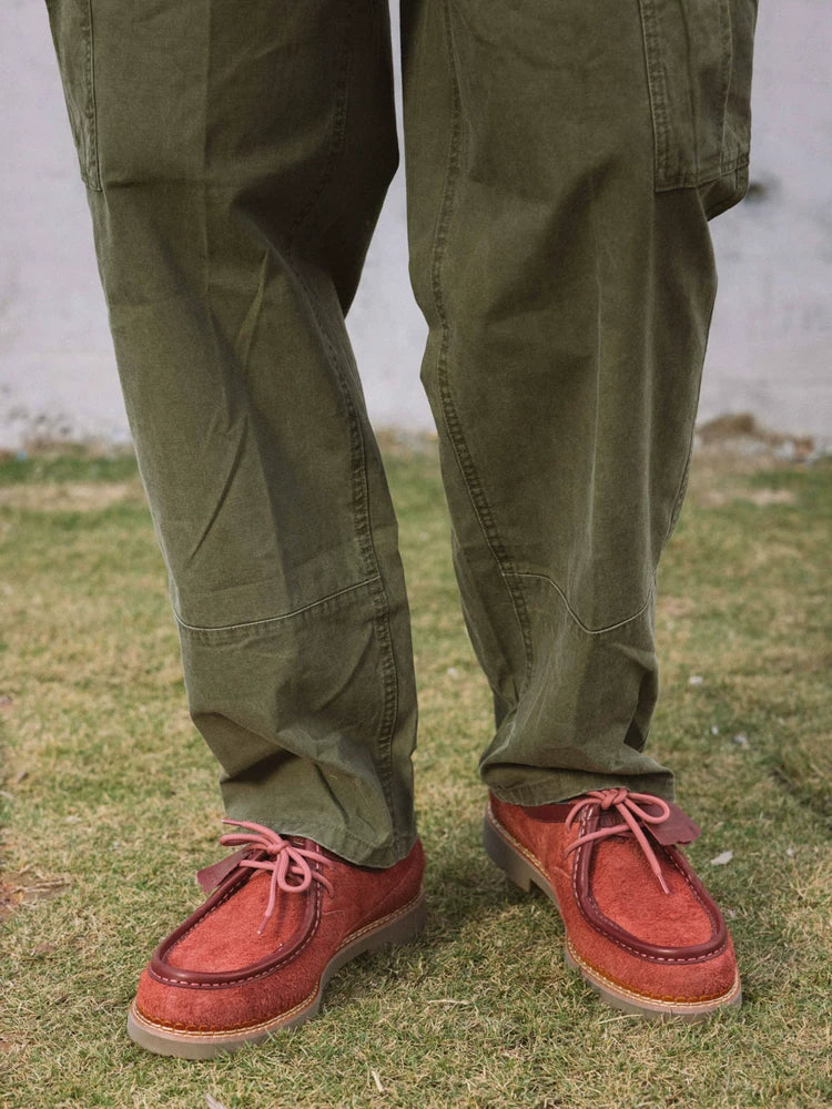 DYZZYMOTIF Retro Velvet Kangaroo Shoes