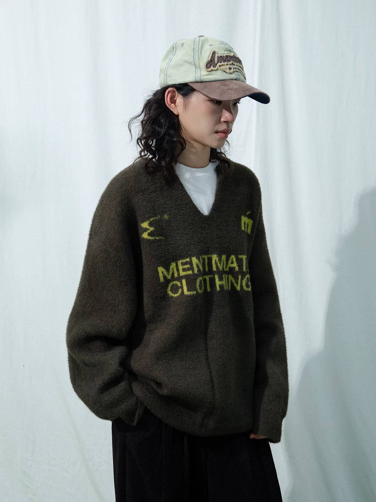 Mentmate Vintage English Jacquard Sweater