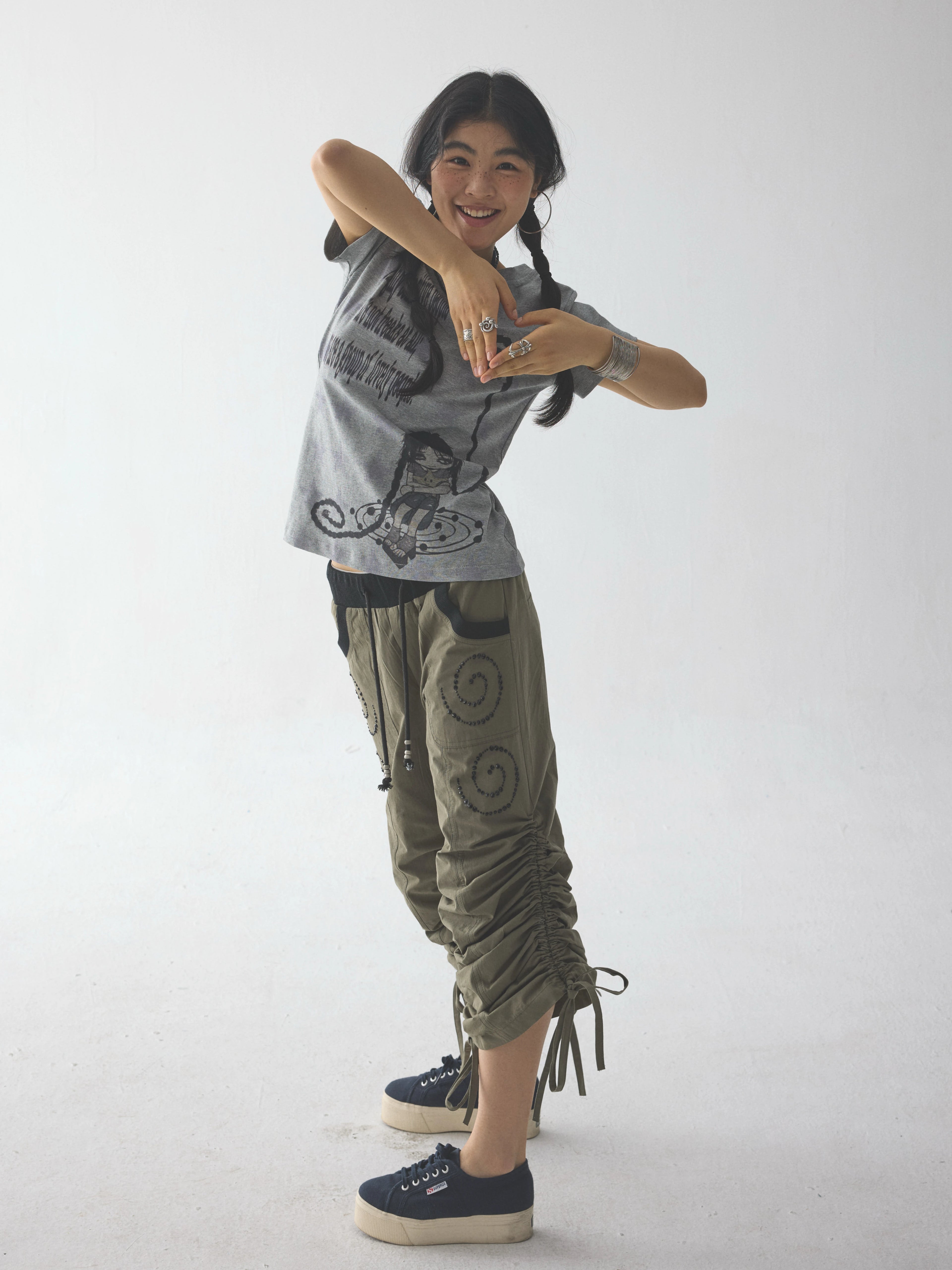 In Two Twos Front Shoulder Micro Loose Tee