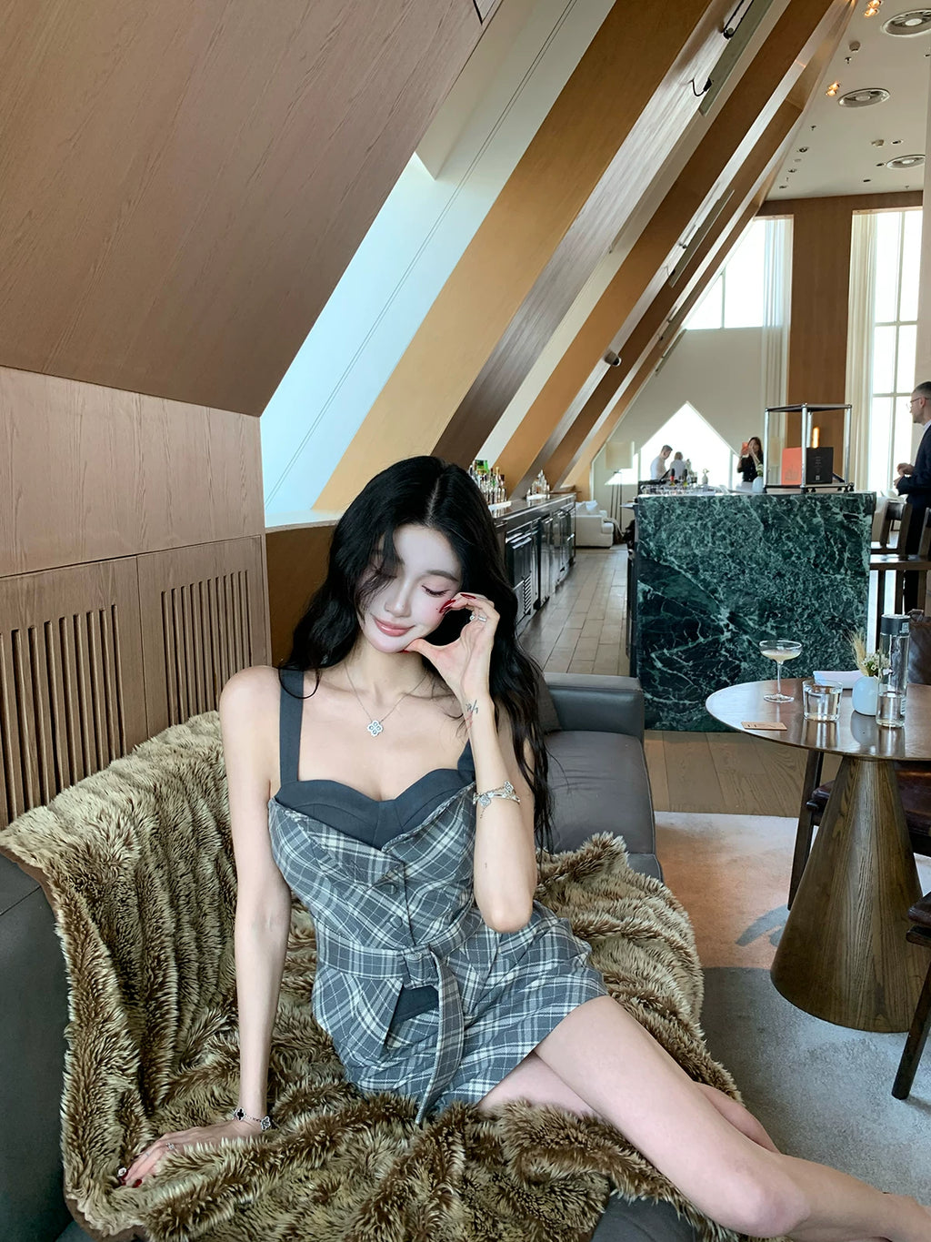 Barb Chill Suspender Checked Skirt Set