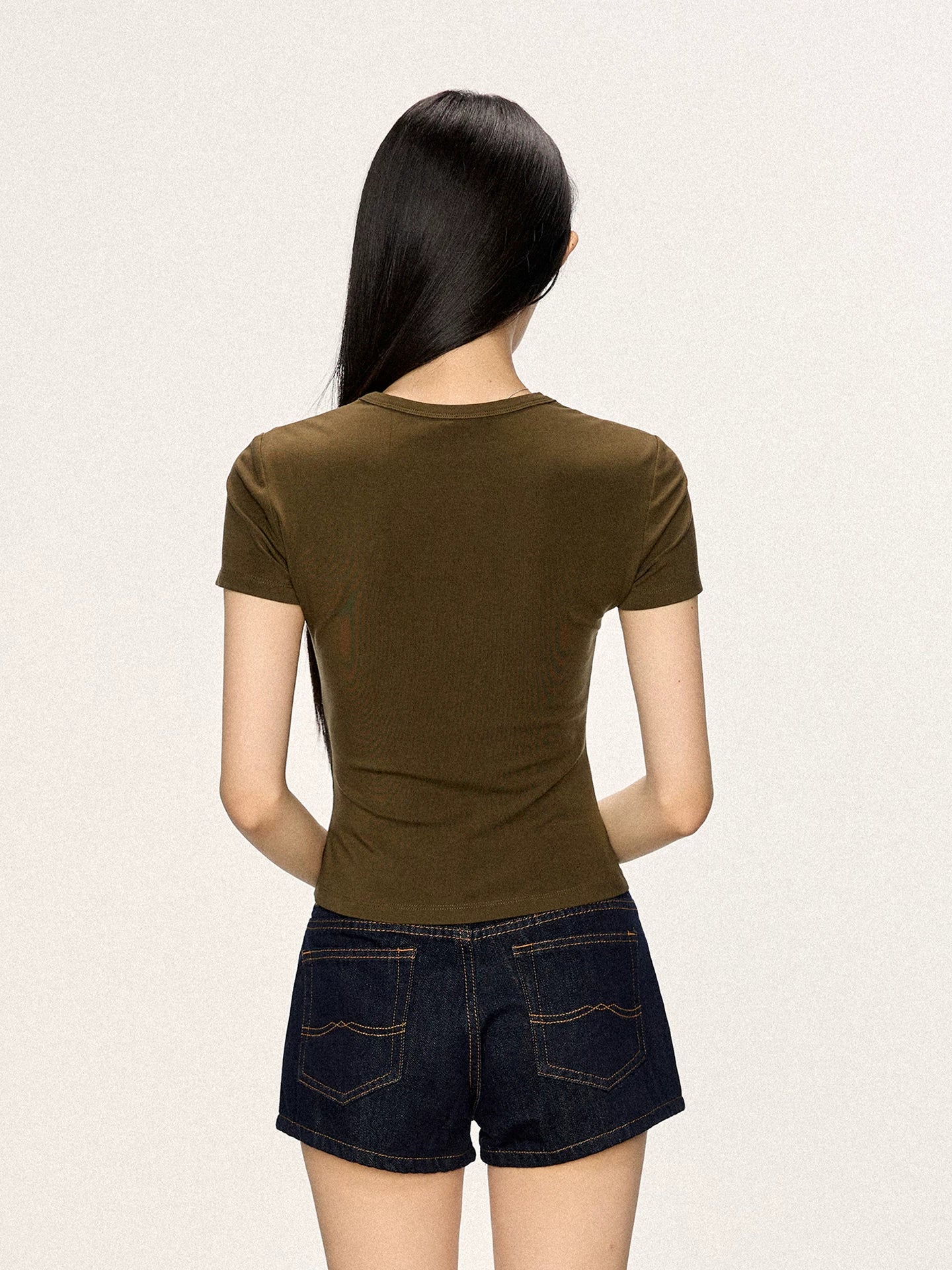 Cherry Melody Small Round Neck Embroidered Slim Shoulder Tee