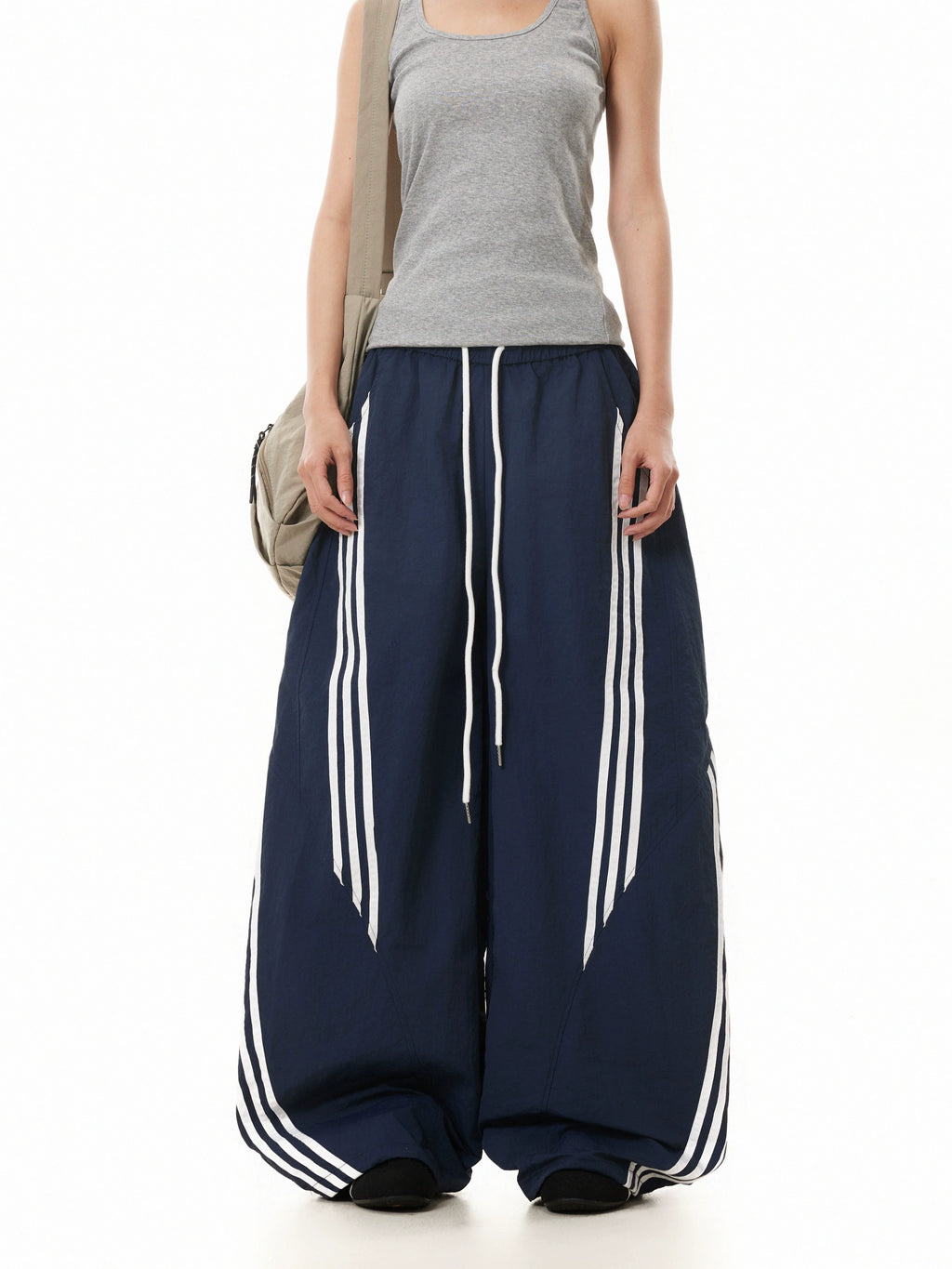 BTSG Retro Three-bar Striped Scimitar Sweatpants