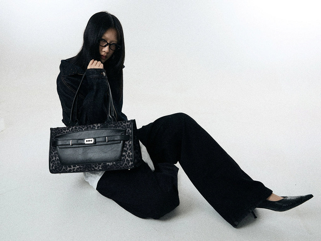 BINGBONG Black Panther Leather Large Capacity Cool Spicy Tote Bag