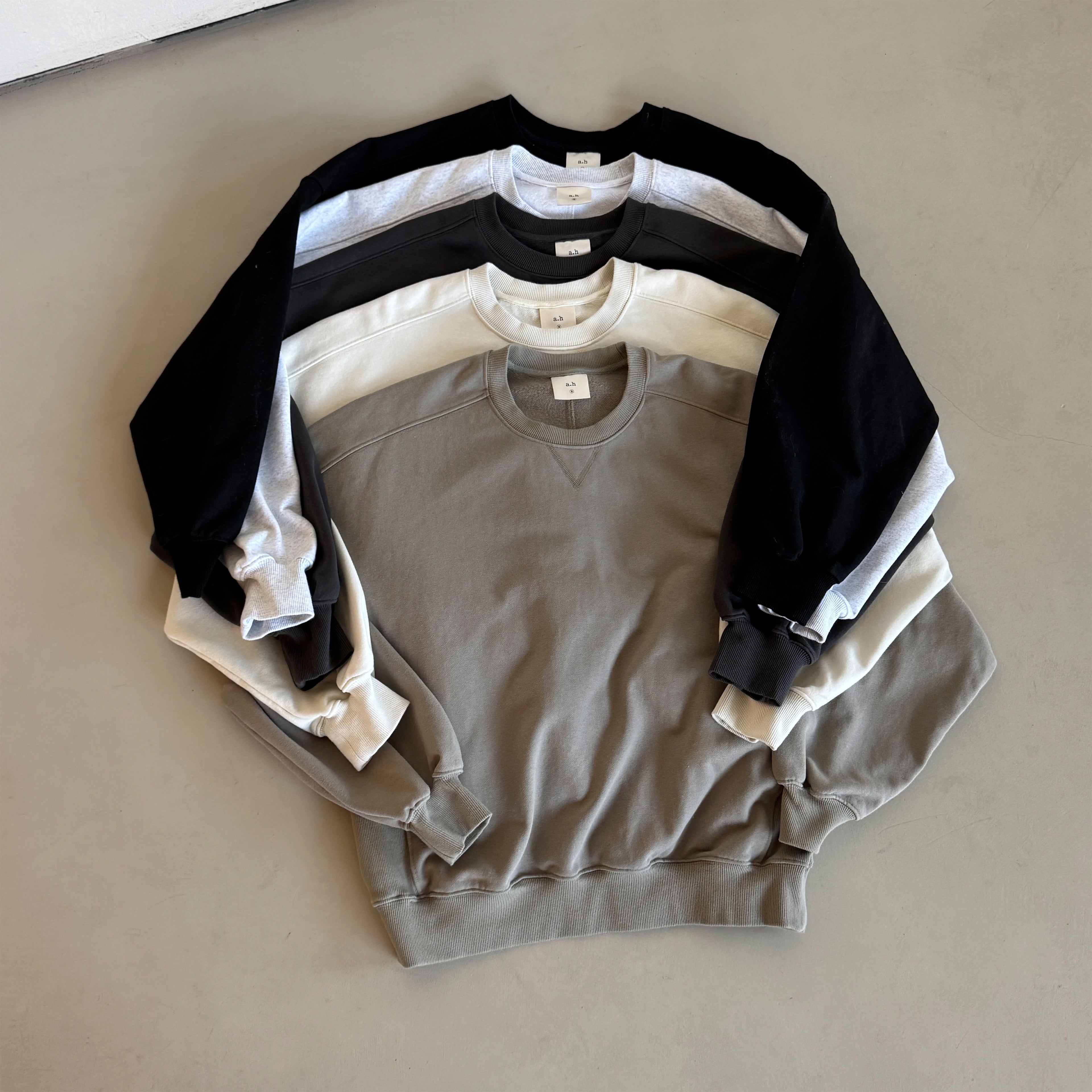 Anniehall Vintage Crew Neck Pullover