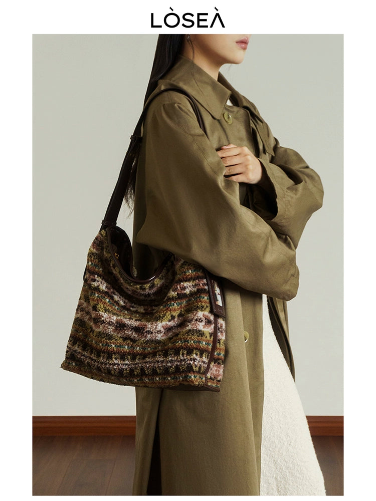 LOSEA Stray Wind Fluff Retro Shoulder Bag