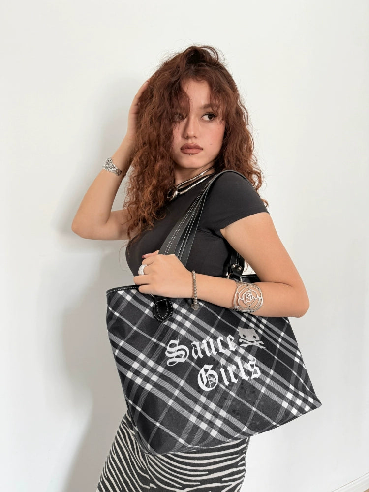 SAUCE Letter-printed Plaid Shoulder Commuter Tote Bag