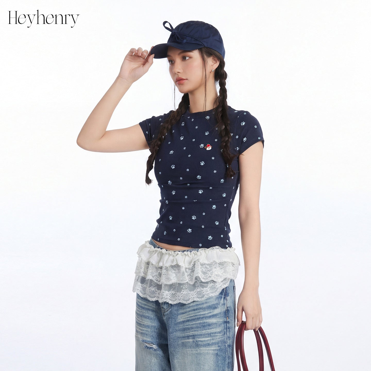 HeyHenry Puppy Footprint Front Shoulder Slim Tee