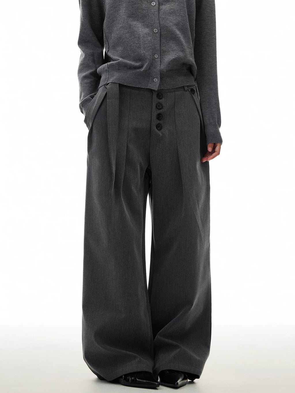 TRUQUEST Retro Drape Loose Straight Trousers
