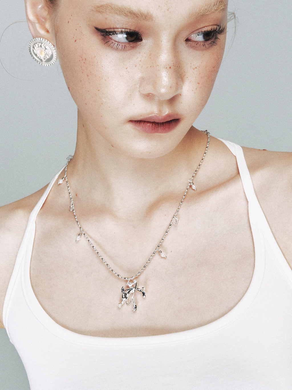 1JINN Whale Pendant Collarbone Chain