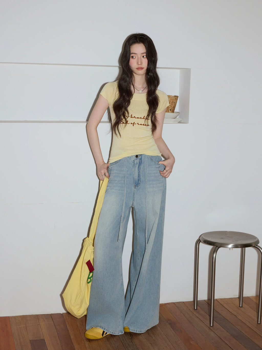 XUJING Crew Neck Embroidery Knitted Slim Tee