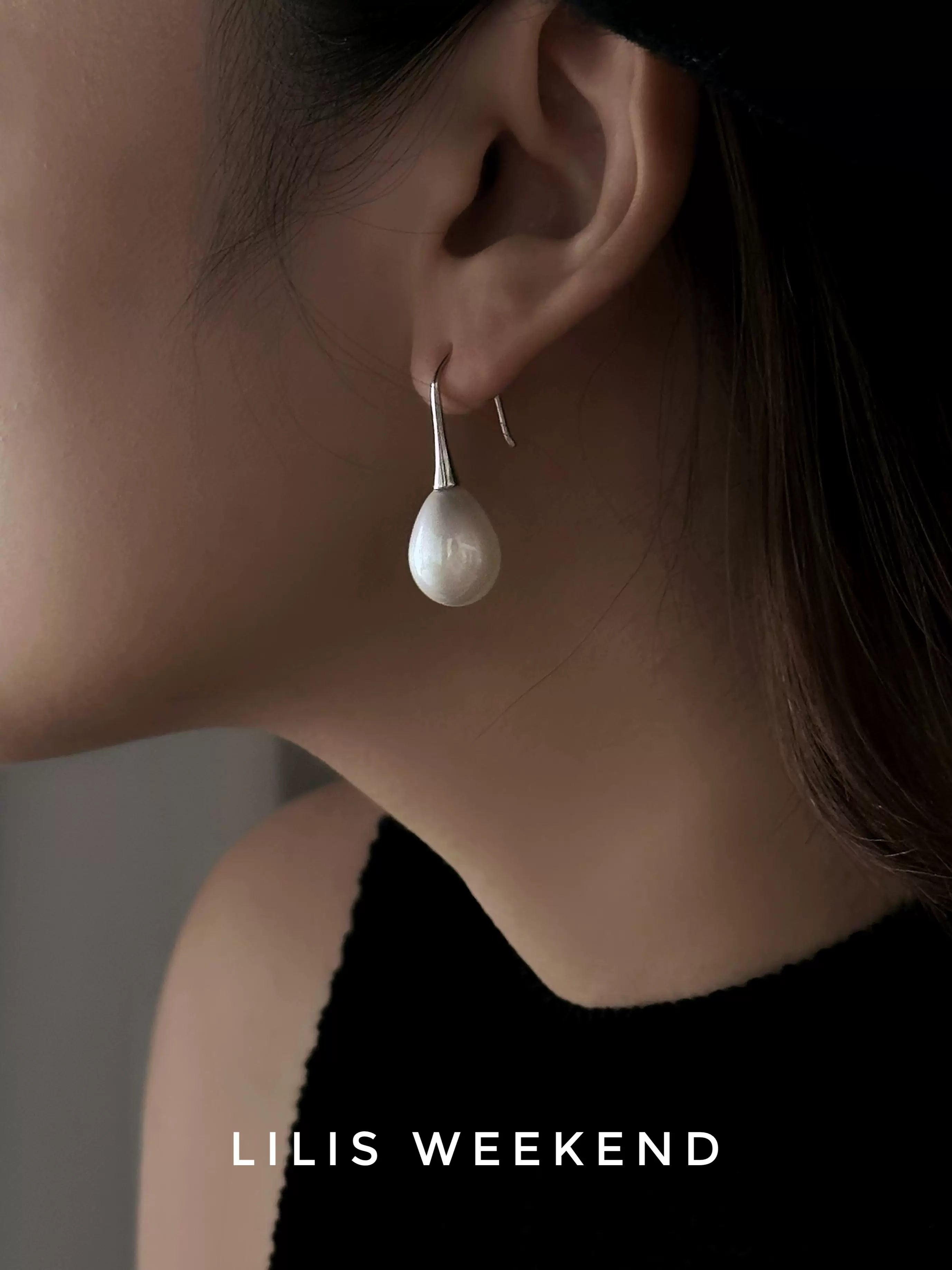 Lilis Weekend Premium Pearl Earrings