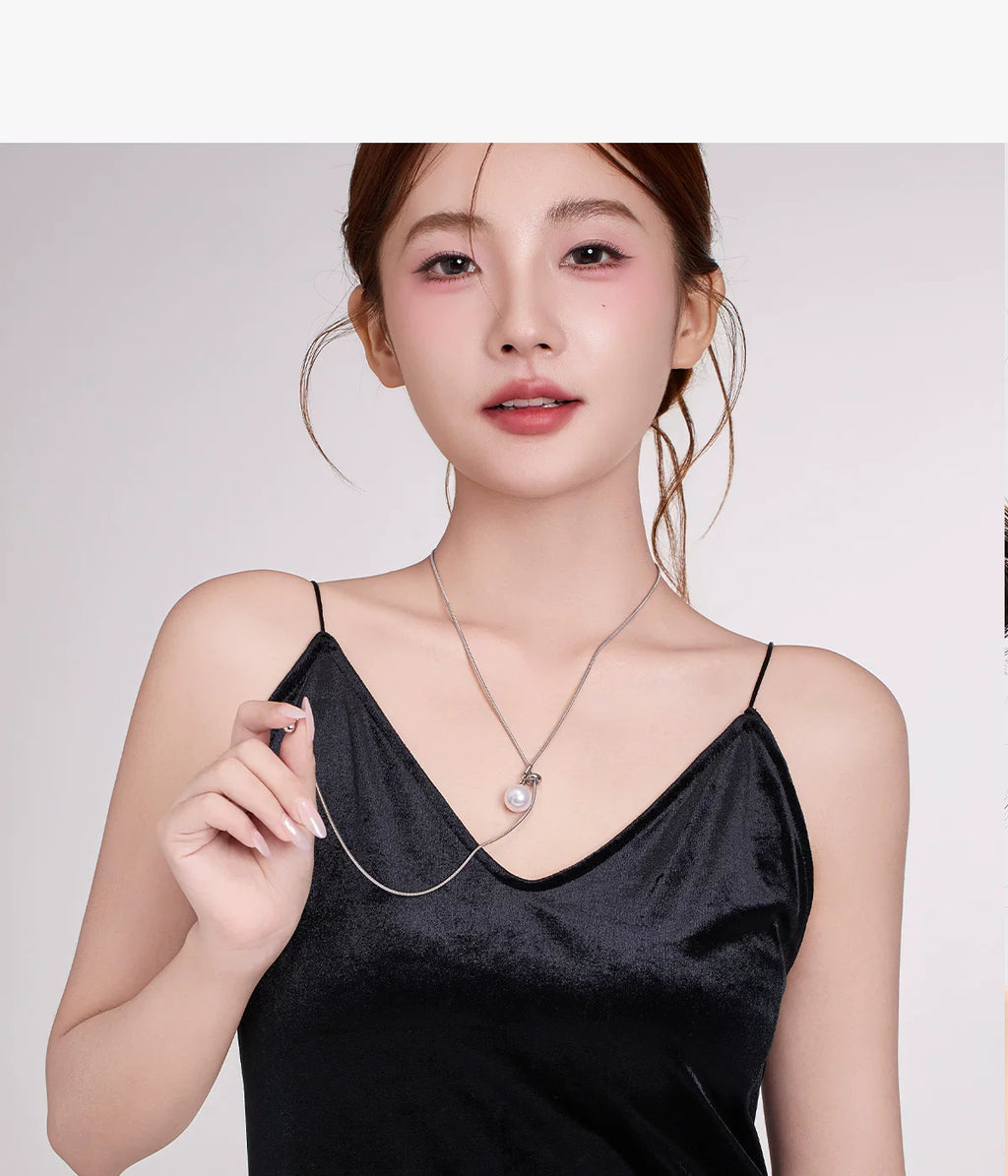 DODOGOGO Pearl Necklace Long Pendant Sweater Chain Collarbone Chain
