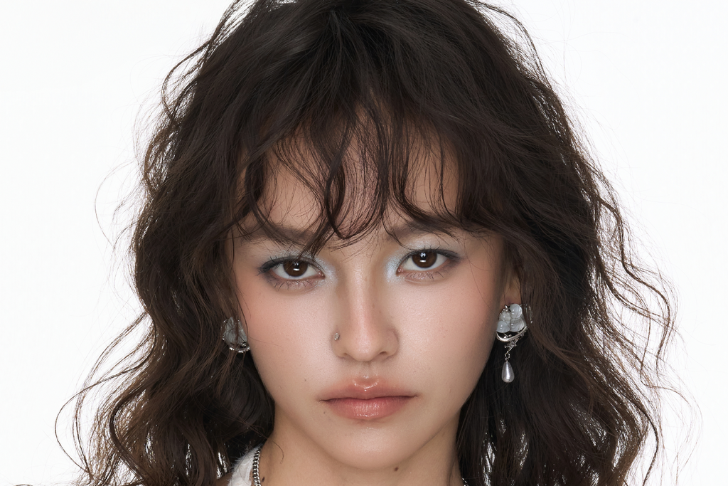 SUMIYAKI Temperament Diamond-encrusted Light Luxury Earrings