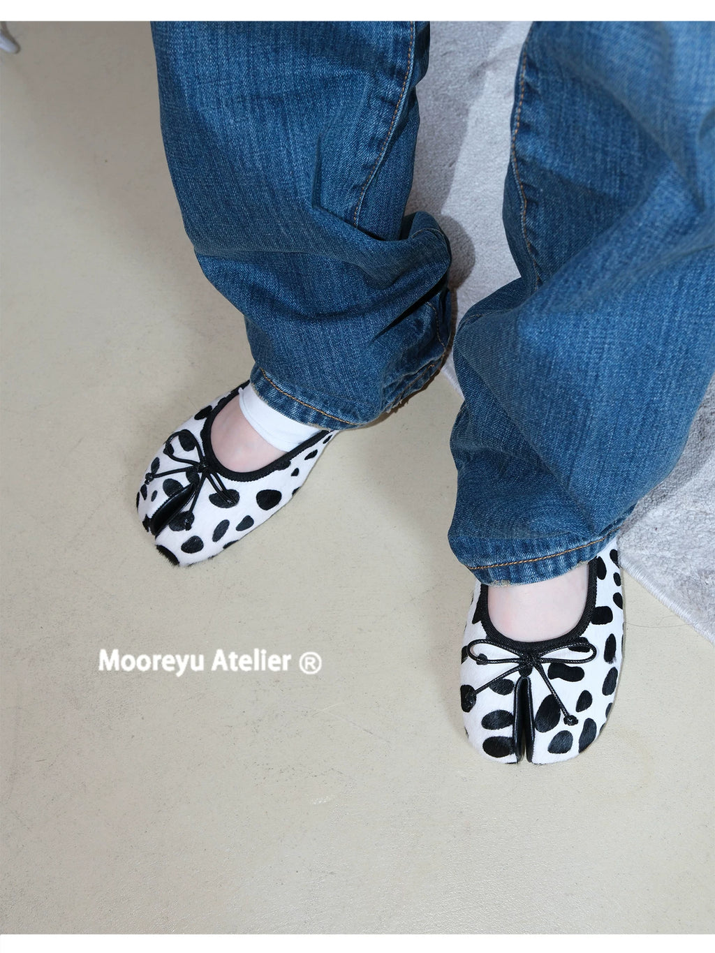 Mooreyu Polka Dot Bow Split-toe Shallow-mouth Flats
