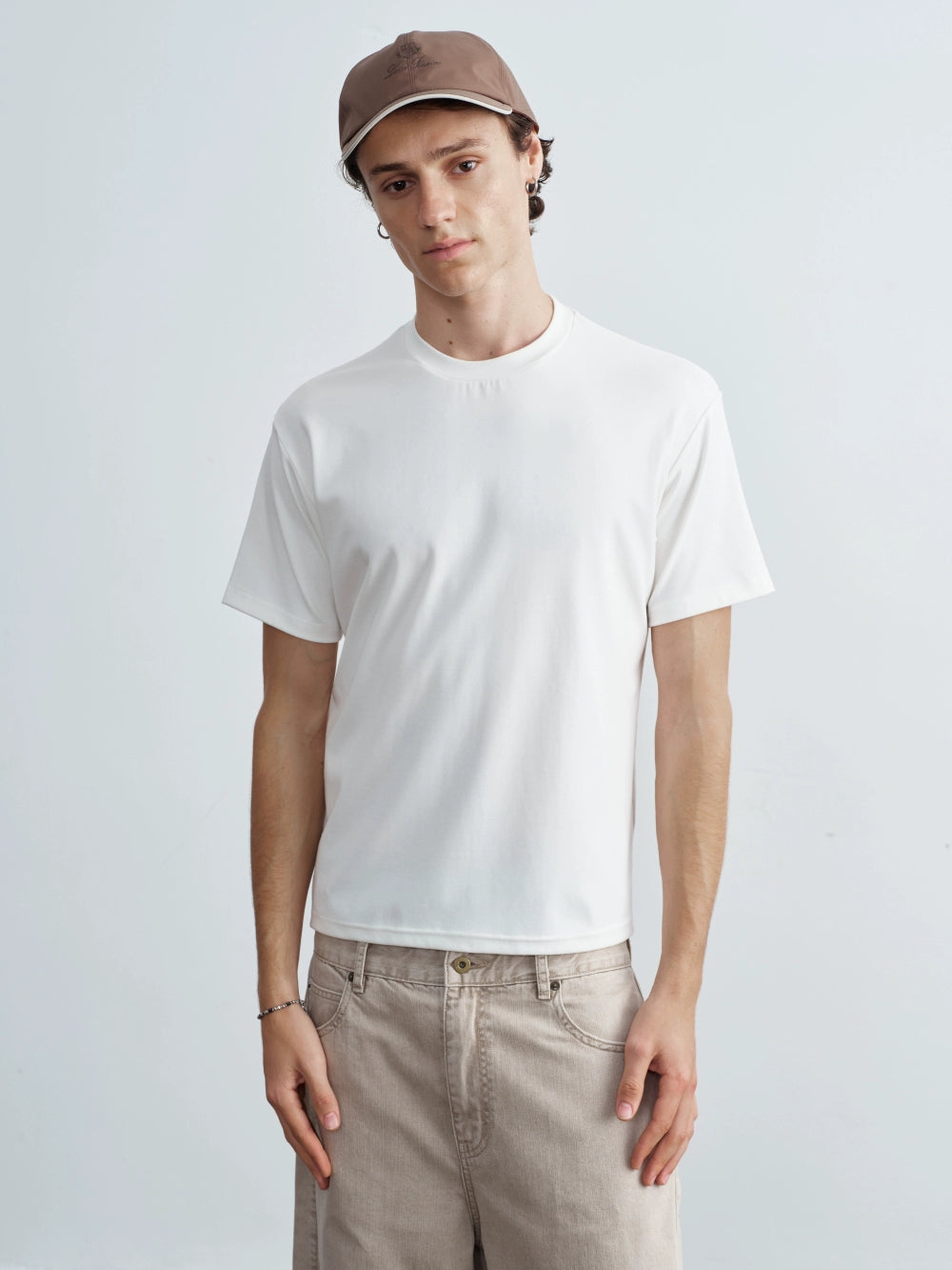 VLABMADE Commuter Embroidered Shoulder Tee