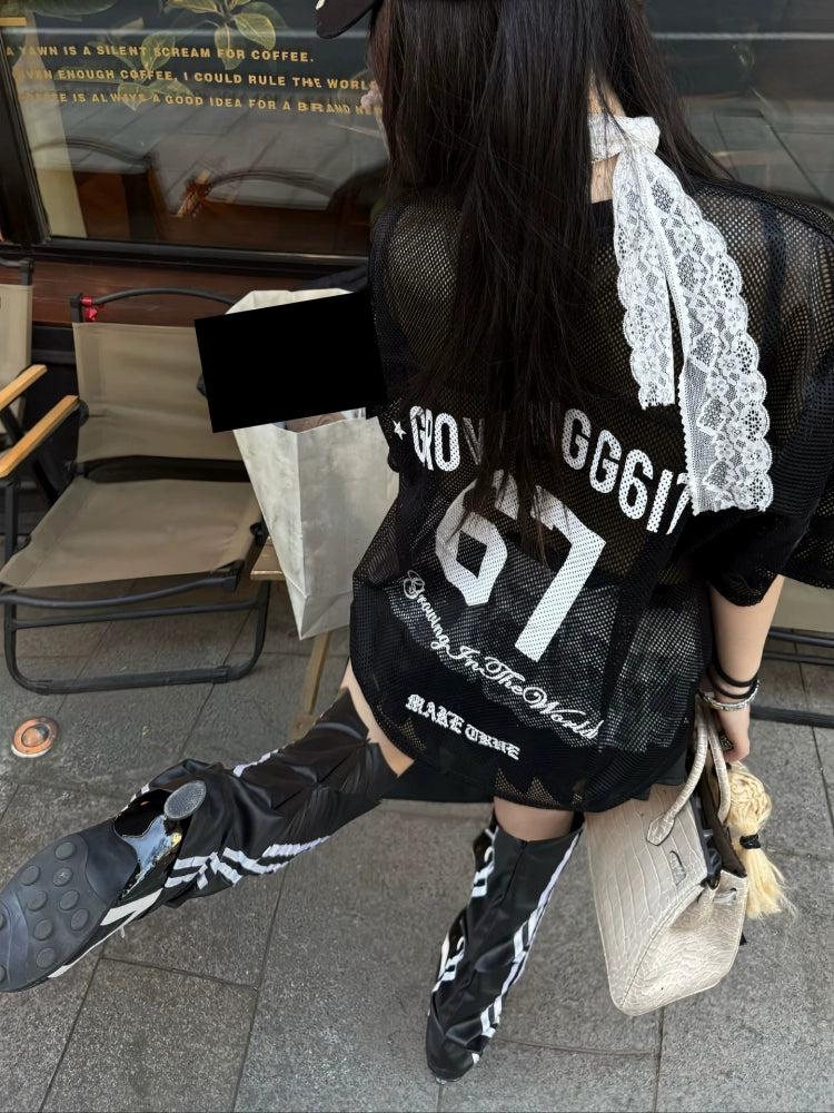MT99 Grid Letter Print Tee