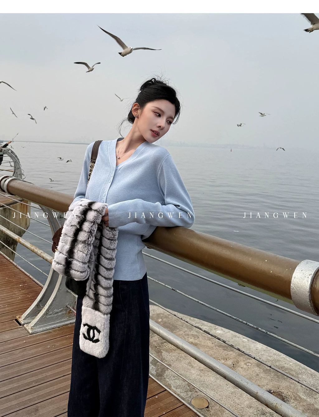 Jiang Wen V-neck Waist and Thin Knitted Cardigan