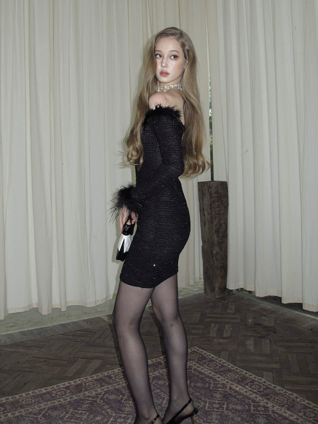 FINDYAWINGS Vintage One-word Shoulder Plush Dress