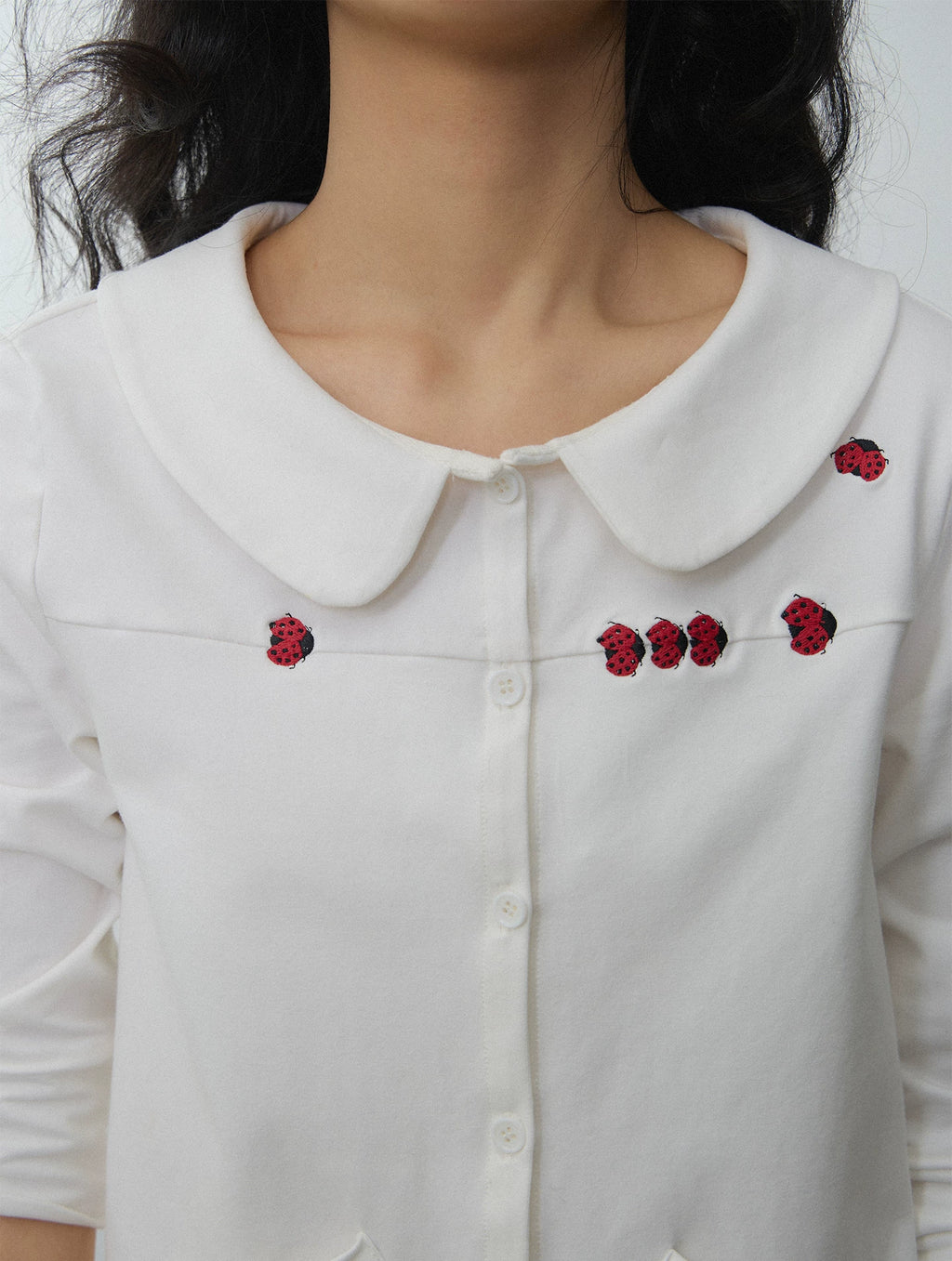 In Two Twos Beetle Embroidered Doll Collar Half Sleeve Shirt