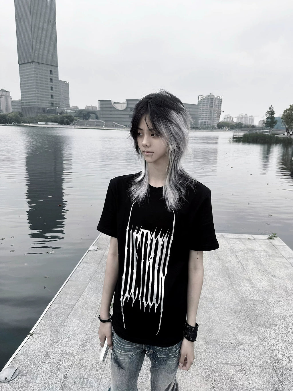Wetbody Slim Casual Round Neck Tee