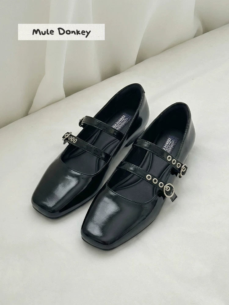 Donkey Thick Heel Square Head Dark Rivet Shoes