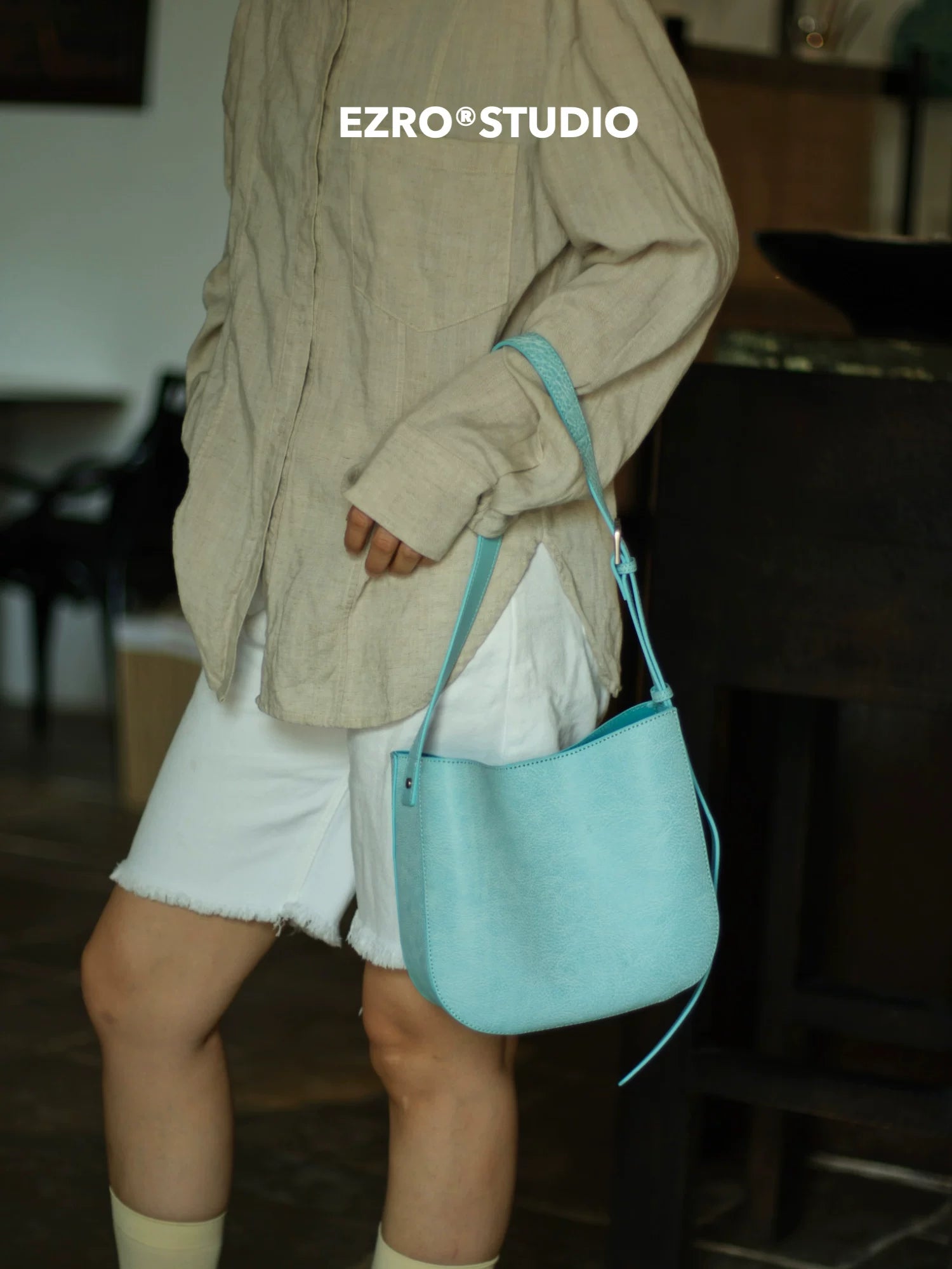 EZRO Premium Simple Leather Shoulder Crossbody Bag