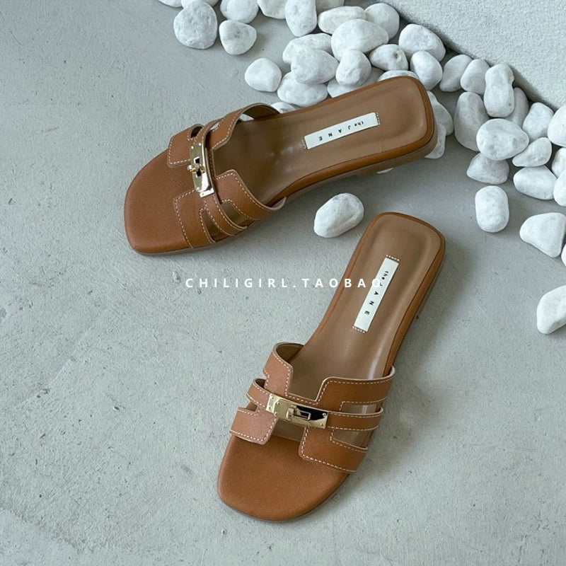 CHILIGIRL Metal Buckle Flat-bottomed Slippers