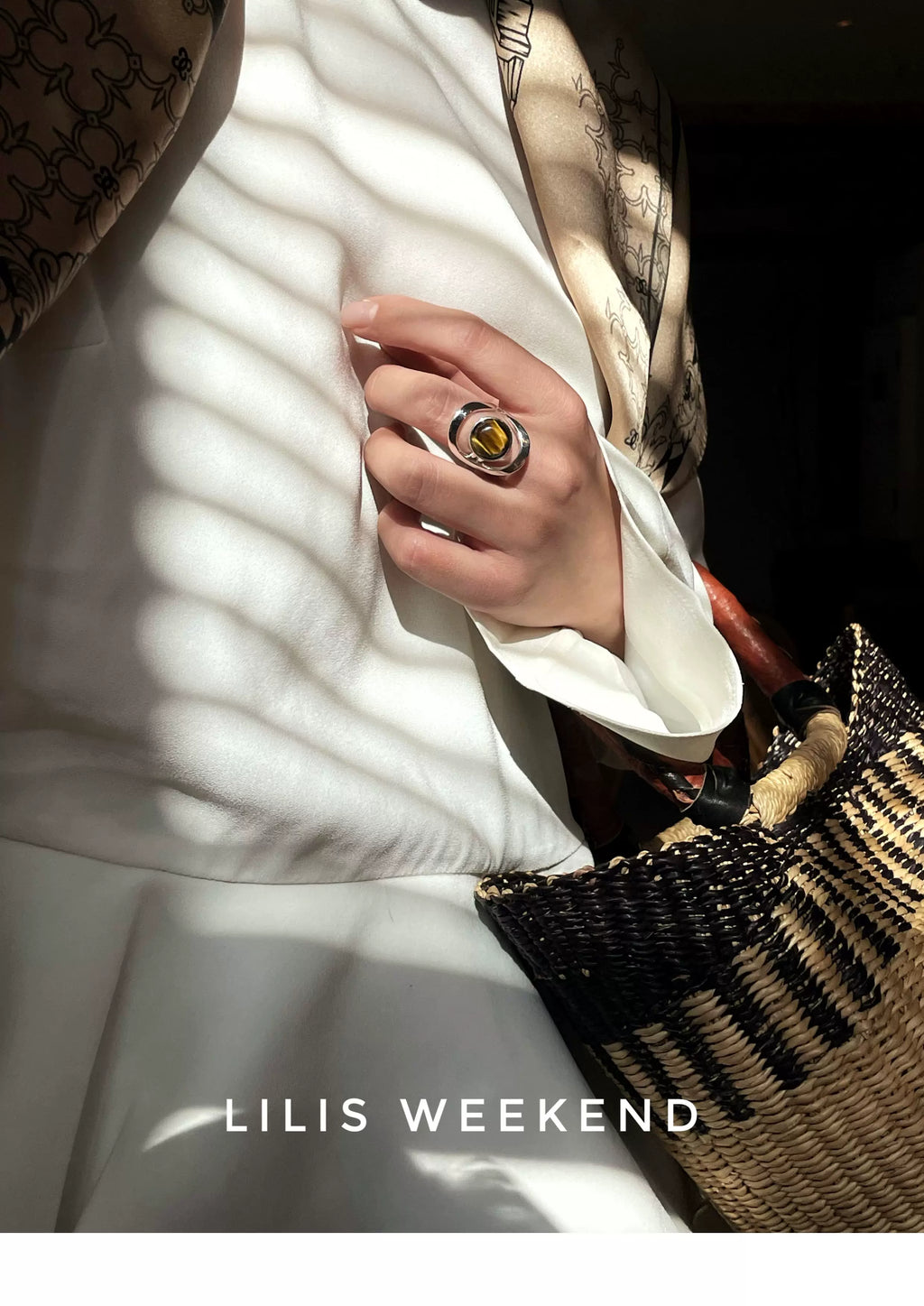 Lilis Weekend Niche Roman Ring Tiger's Eye Ring