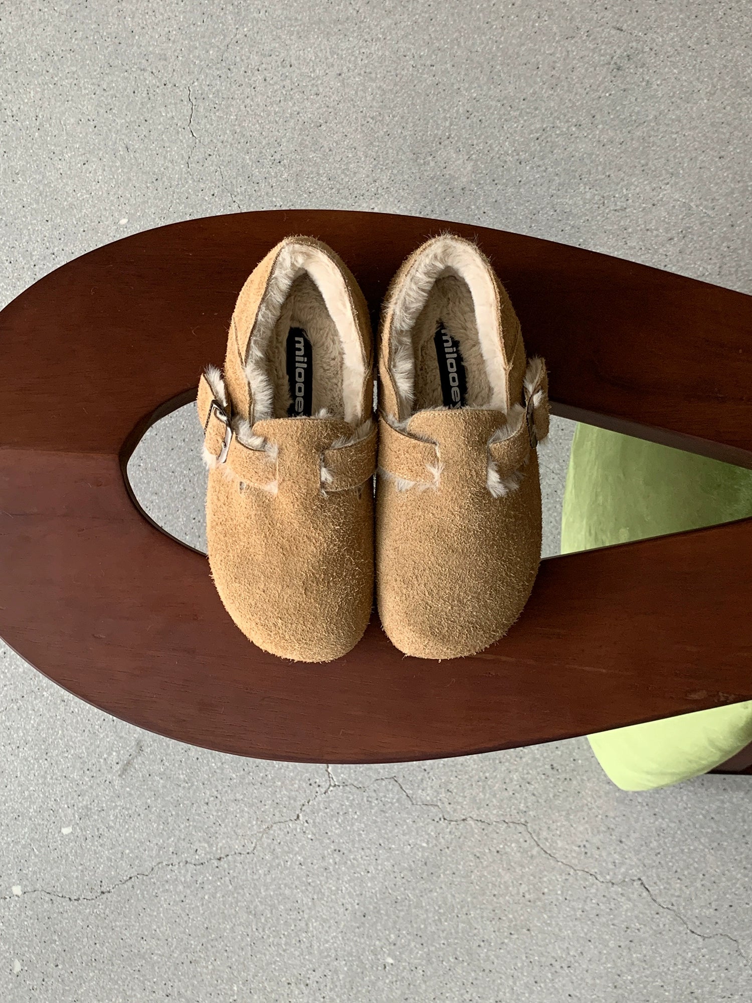 Milooey Flat-bottomed Fleece All-inclusive Soft-soled Shoes
