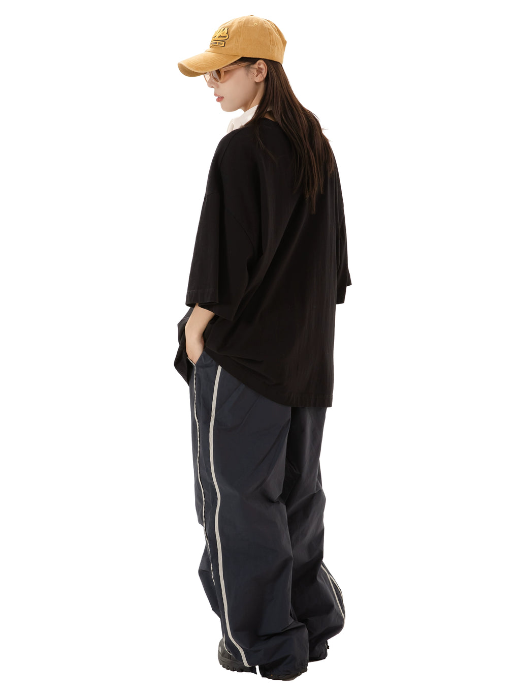 RHOMEHOUSE Oversize Five-quarter Sleeve Round Neck Tee