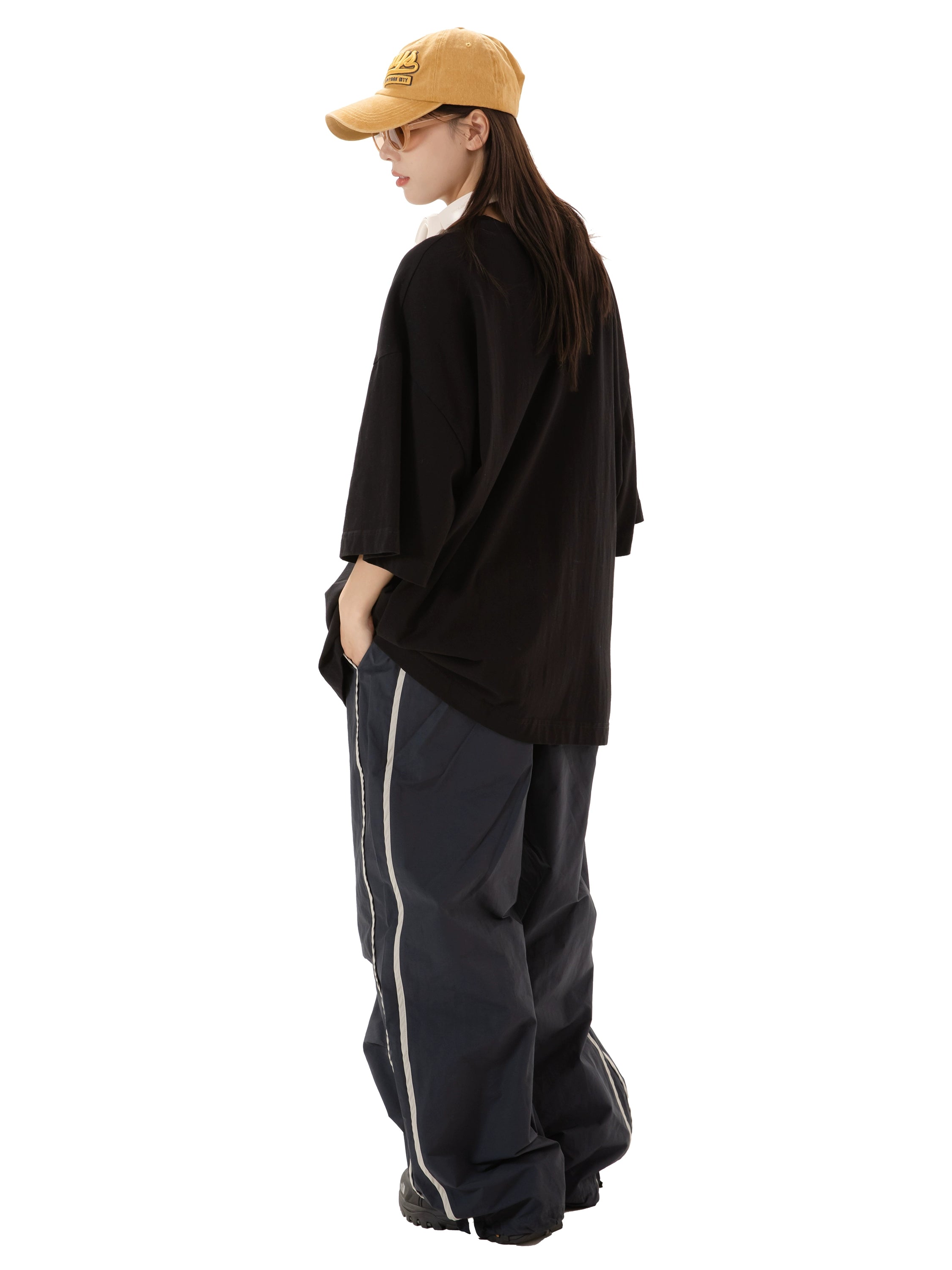 RHOMEHOUSE Oversize Five-quarter Sleeve Round Neck Tee
