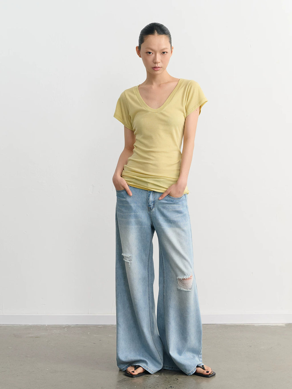 LINY LIBERTY Lazy Wind U Neck Slim Tee