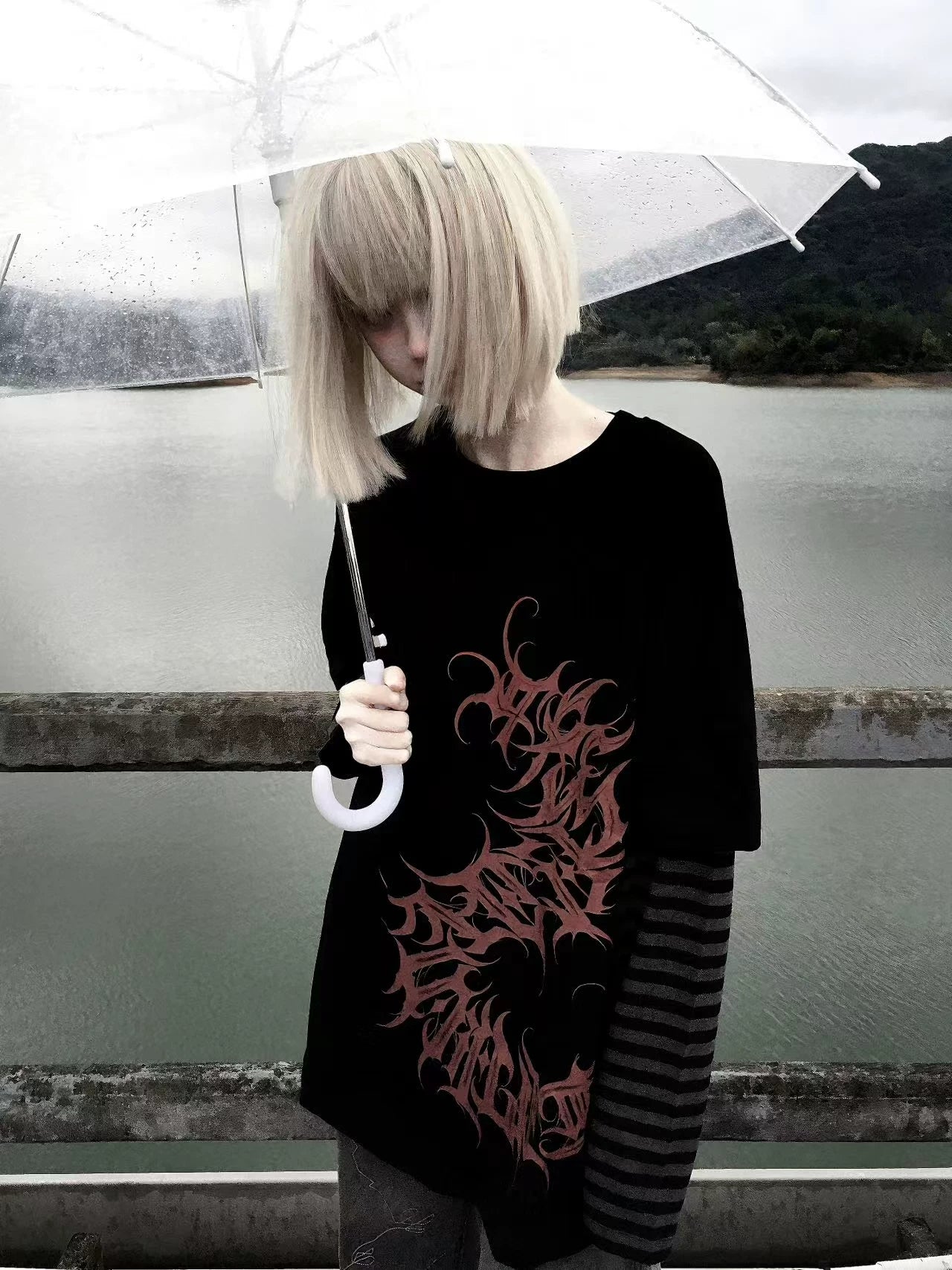 Wetbody Centipede Print Fake Two Long Sleeves