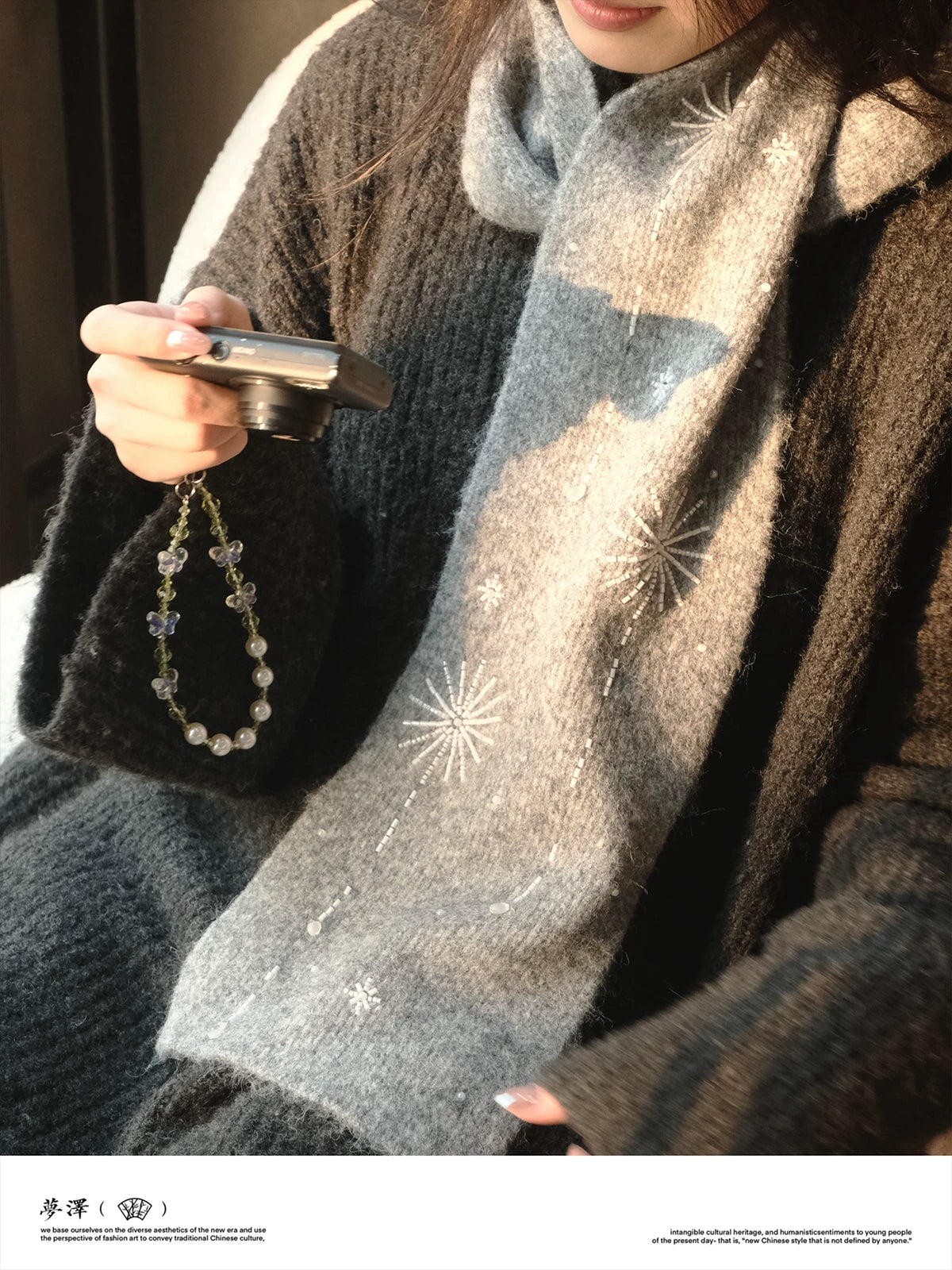 LOUMUTAKU Handmade Fireworks Crystal Beaded Knitted Scarf